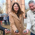Bouleplatz auf dem Luisenplatz wieder geöffnet: Kostenloses Verleihangebot und tägliche Öffnungszeiten