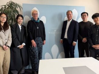 Wiesbaden zeigt integriertes Modell zur Sicherung bezahlbaren Wohnraums bei Besuch aus Südkorea